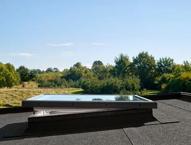 Velux_CVP-FlatGlass_Open